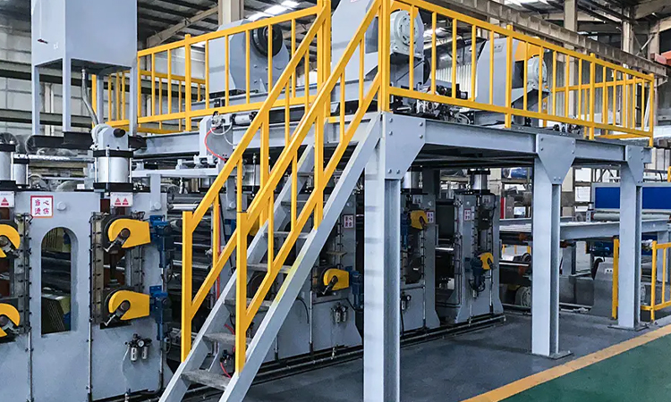 PE铝塑板生产线 